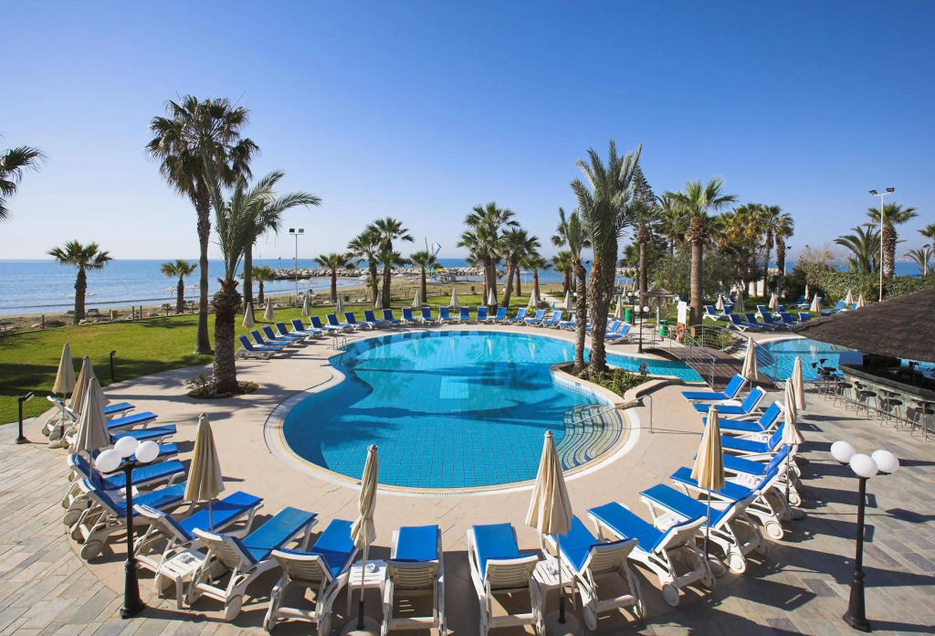 Golden Bay Beach Hotel