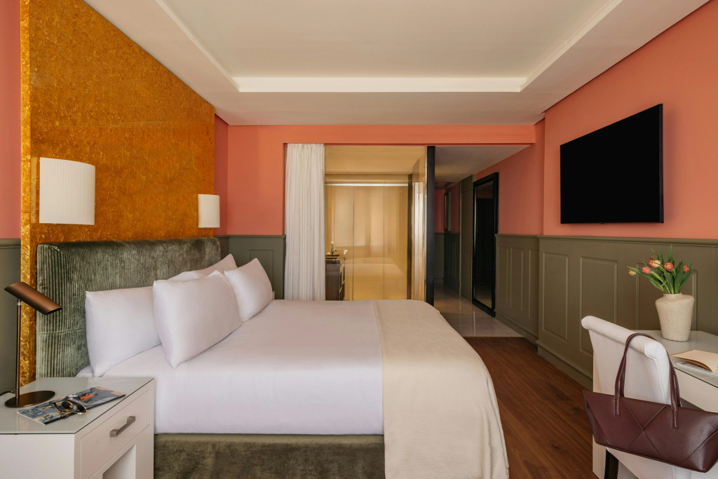 Hotel Colón, a Gran Meliá Hotel - The Leading Hotels of the World