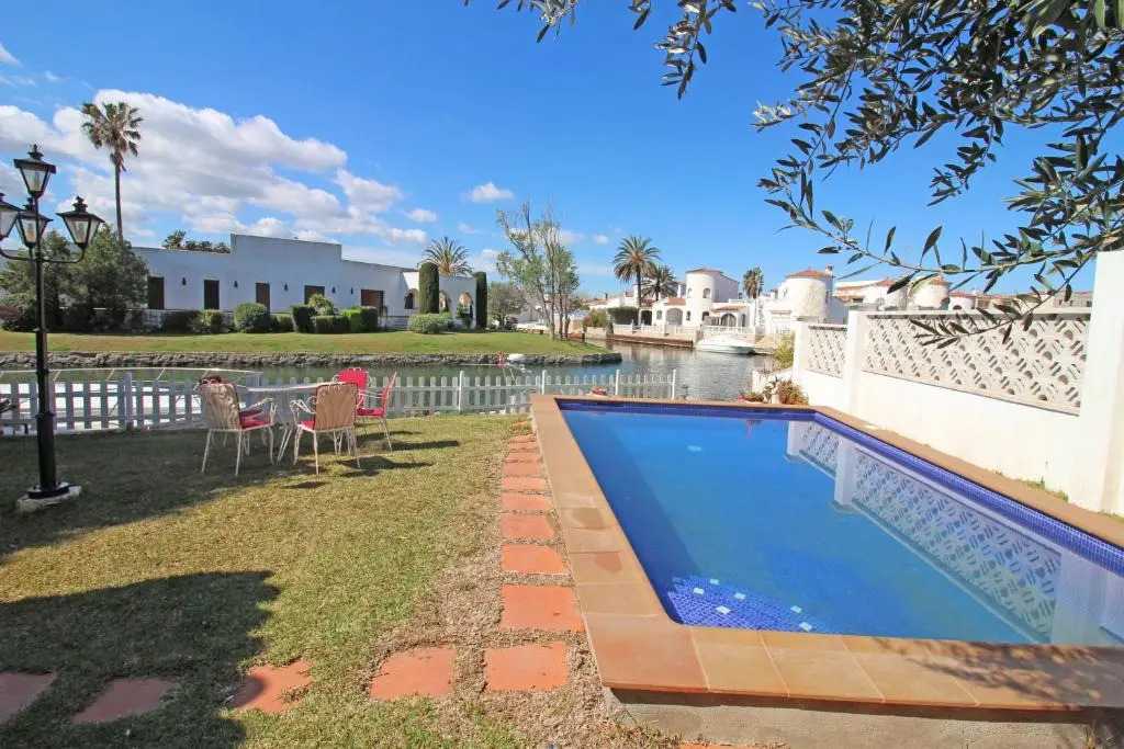 Basic Confort Casa Tordera 24e