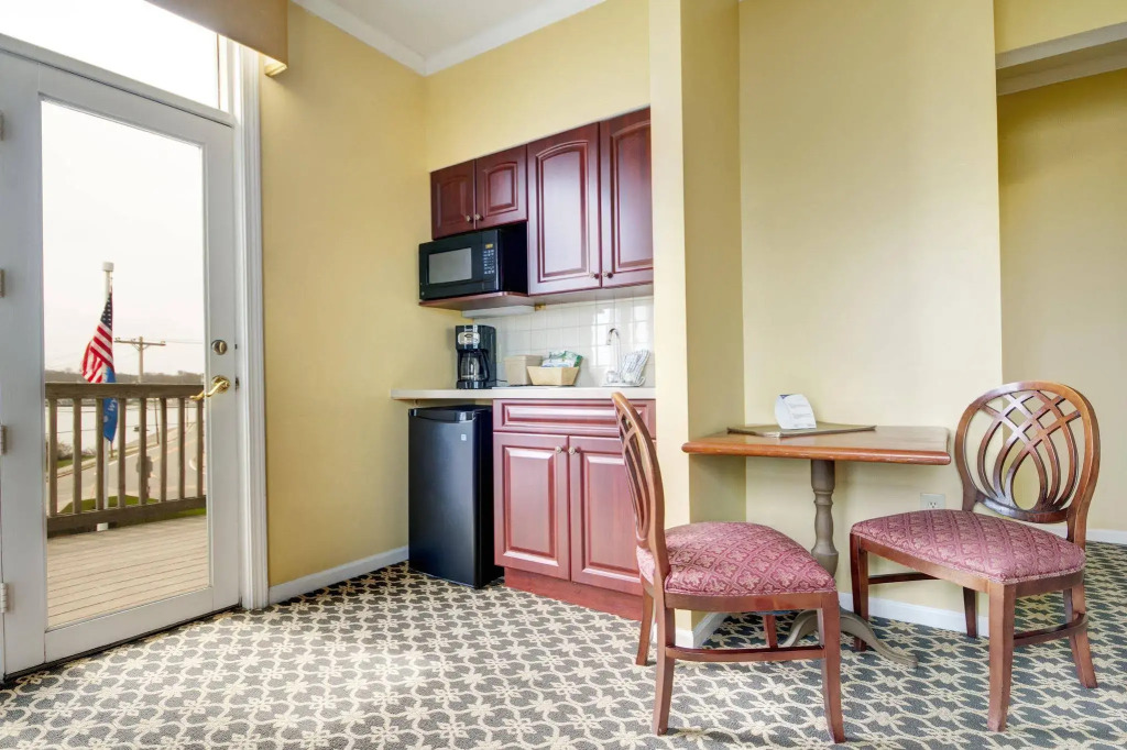 Club Wyndham Bay Voyage Inn