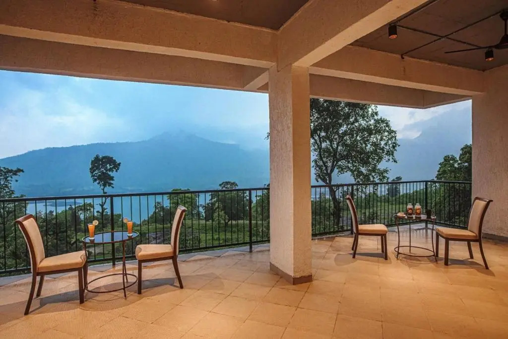 Saffronstays Sundowner