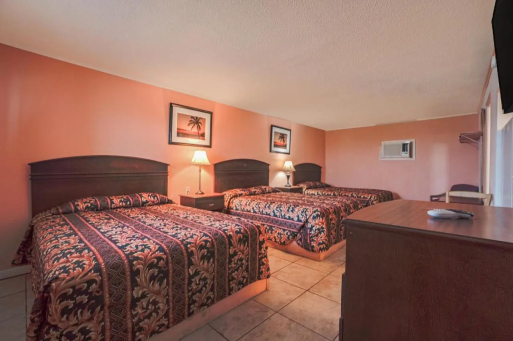 Monterrey Motel Padre Island, Corpus Christi BY OYO