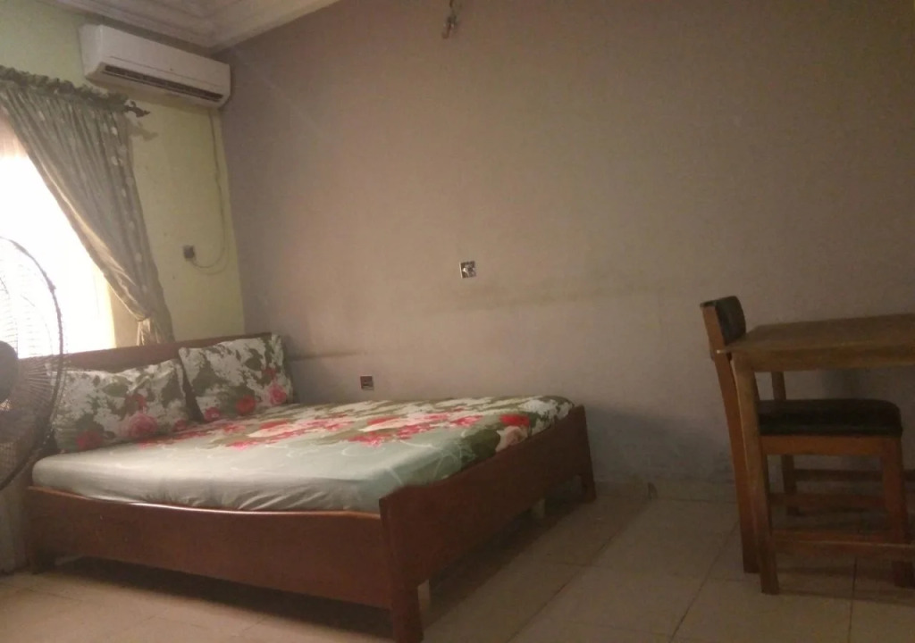 Prime Rose Hotel and Suites