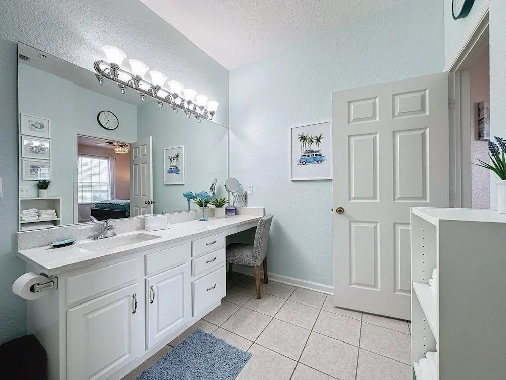 Summer Dreams 3 Bed Condo In Windsor Hills 3 Bedroom Condo by RedAwning