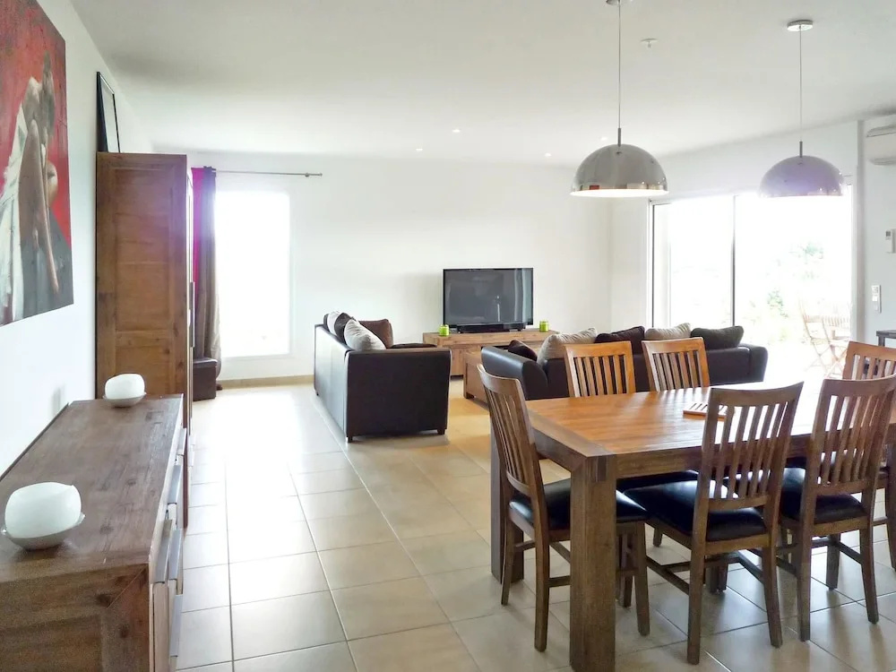 House With 3 Bedrooms in Porto-vecchio, With Wonderful Mountain View,