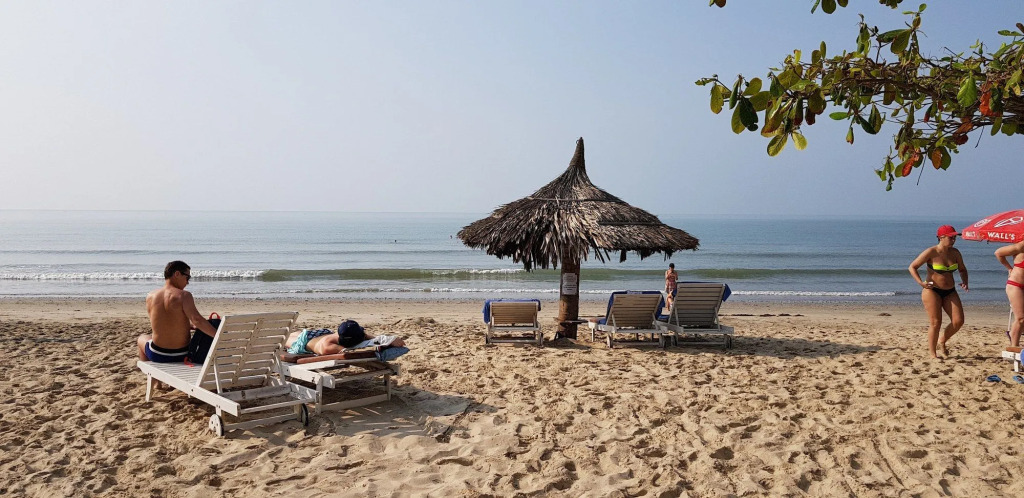 Sun & Sands Beach Hotel