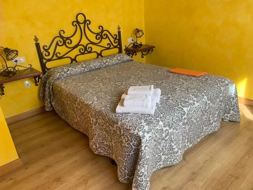 Apartamentos La Montaña