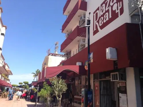 HOTEL PLAZA