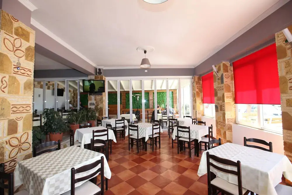 Beshiku ApartHotel