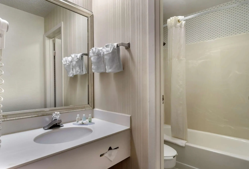 Quality Inn Northlake