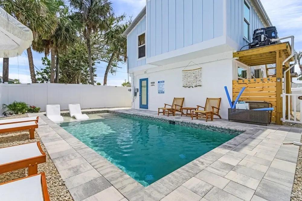 197 Beach Daze: 3br Pool Home, W/ Deeded Beach Access! 3 Bedroom Home