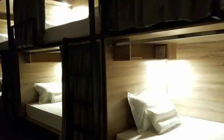 To Bed Poshtel