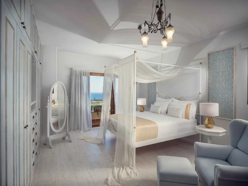 Bozonos Luxury Villa & Spa