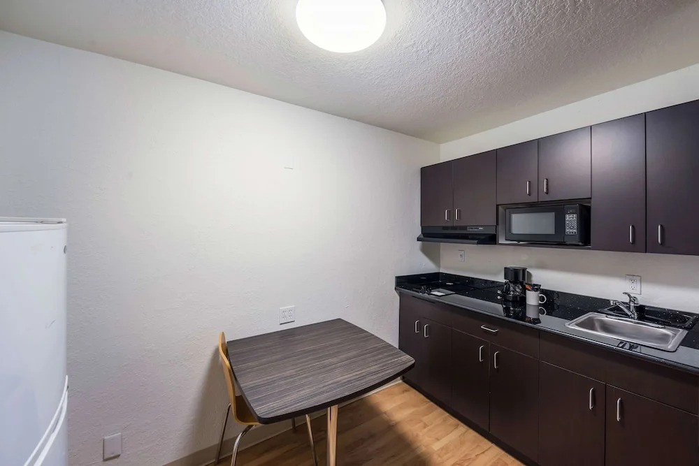 Studio 6 Irving, TX - Irving DFW Airport East
