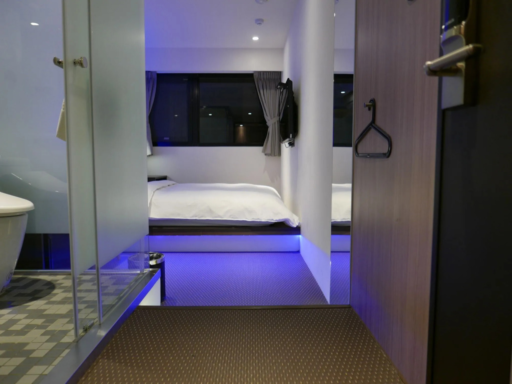 Ours Inn II