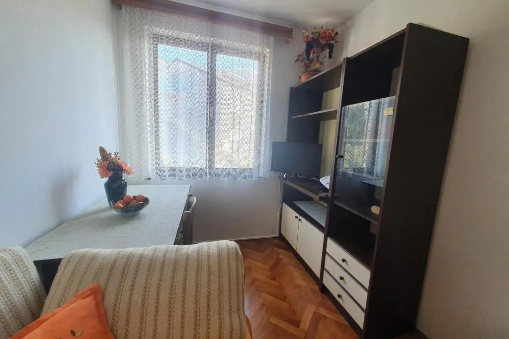 Apartment Zdenka for max 3 persons in Vrsar center close to sea