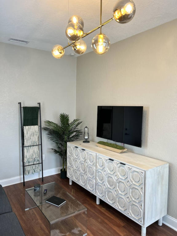 Updated Condo in Heart of Tampa 1578