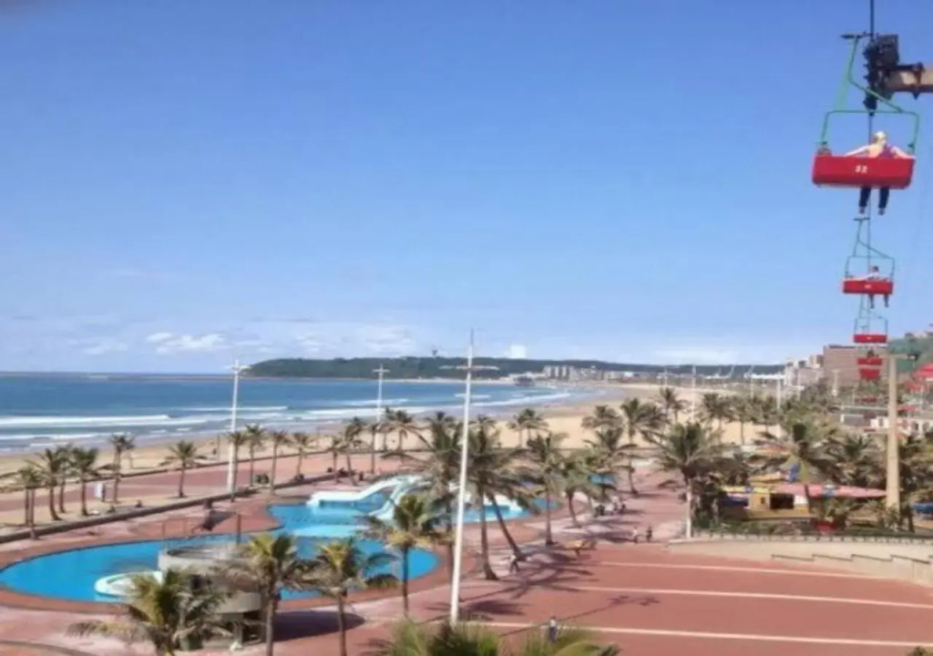 DURBAN BEACHFRONT - Tenbury 903