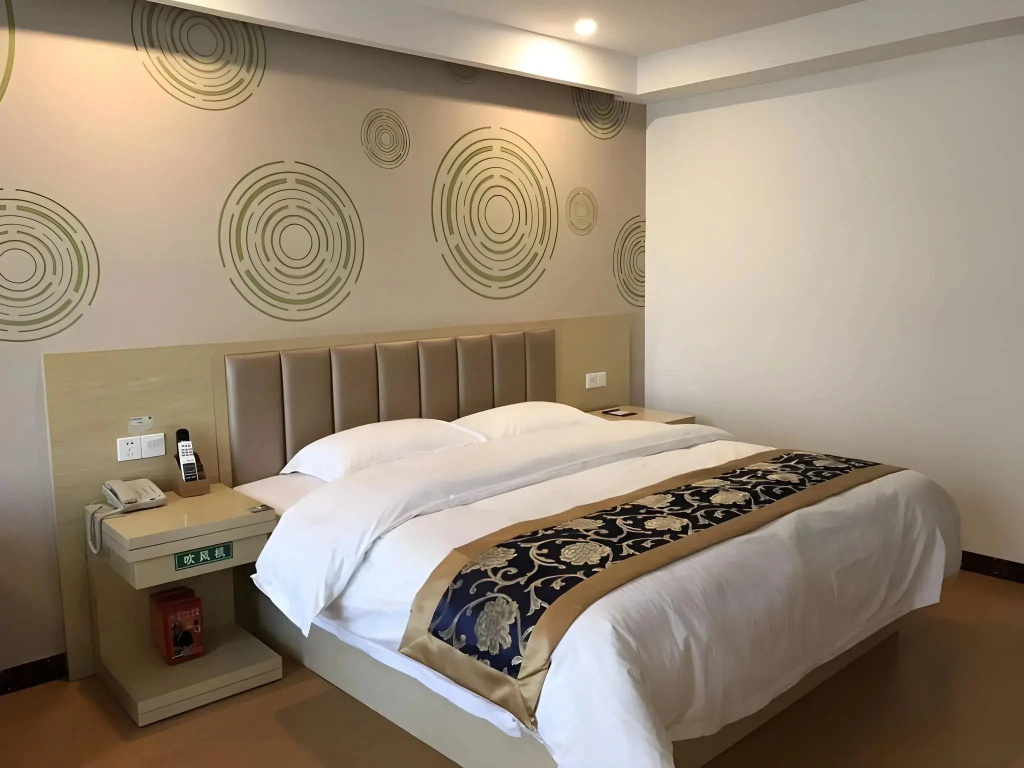 Greentree Inn Jiangsu Suqian Sucheng District Weishanhu Road Business Hotel