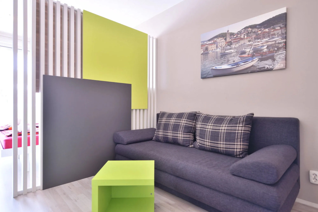 BRETIA apartments & more