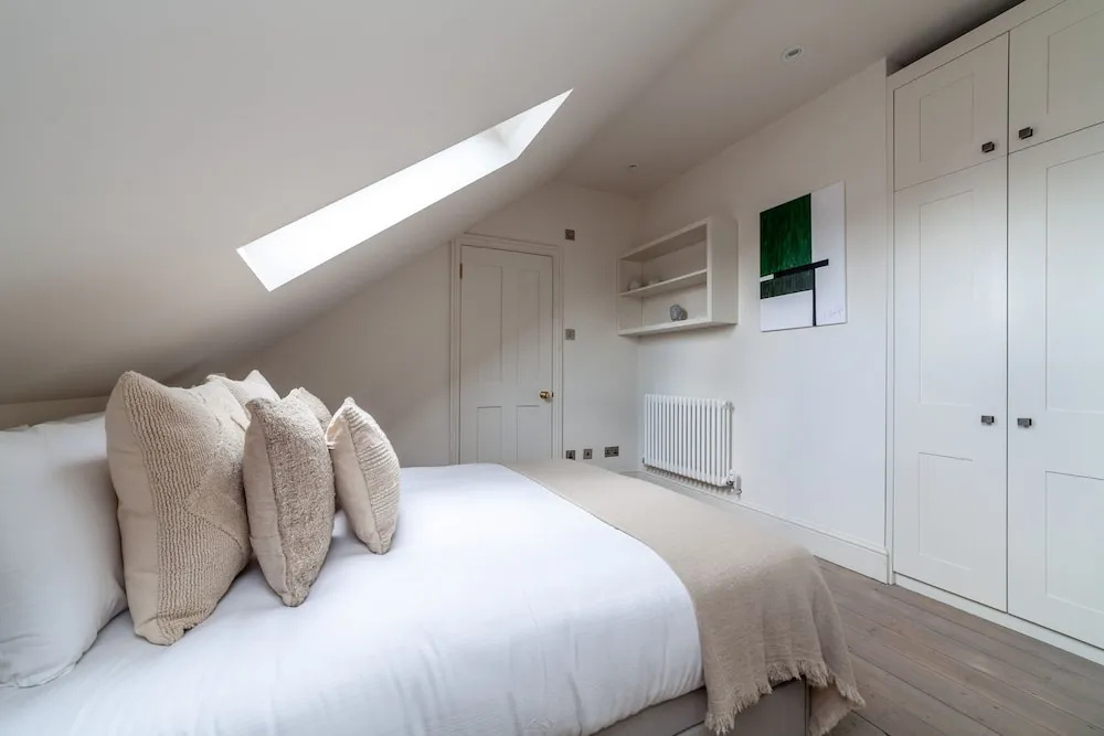 5 Bed Apartment in Clapham