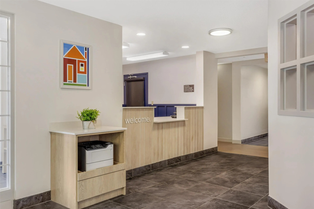 Sonesta Simply Suites Boston Burlington