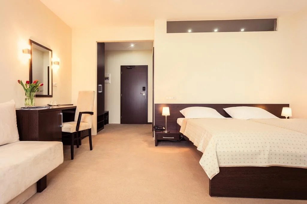 Hotel ALTIS