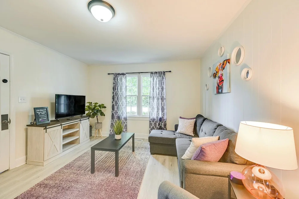 Winston-salem Vacation Rental ~ 3 Mi to Downtown!
