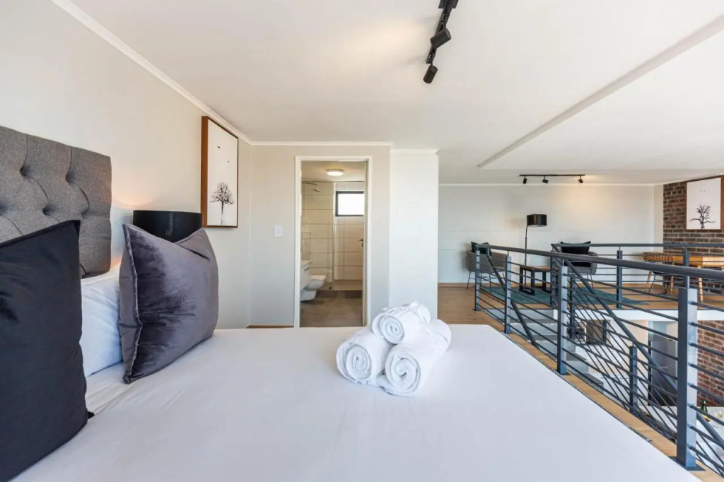 Urban Artisan Luxury Suites by Totalstay
