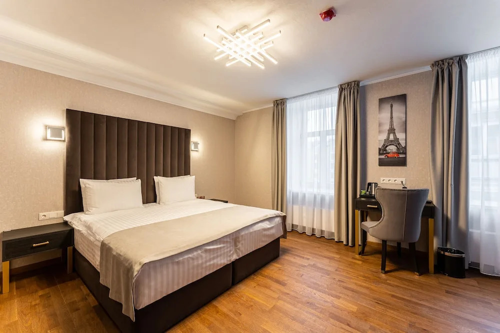 Old Riga Plaza Hotel