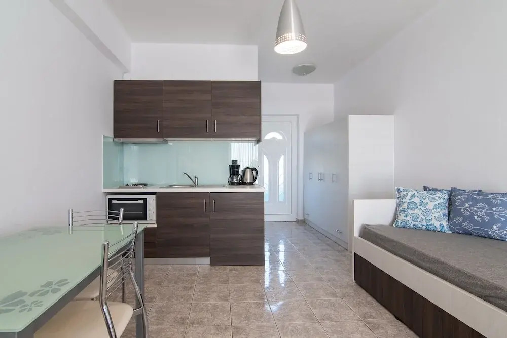 Mythos Apartments