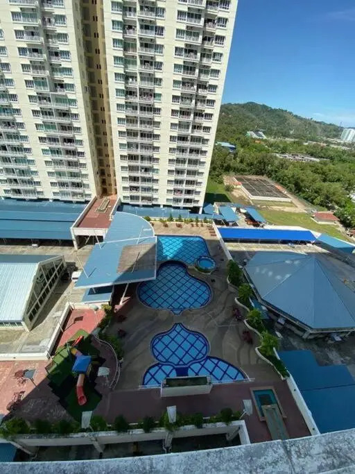 One Borneo Condominium 3bedroom with pool