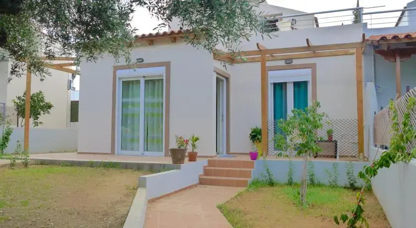 House in Tavronitis