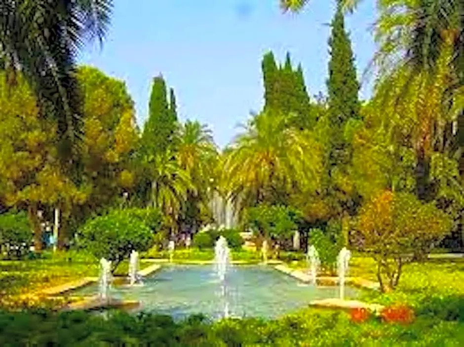 APARTMENTS 2 BEDROOMS, 1 BEDROOMS, HOTEL, VILLA - center, old town, beach