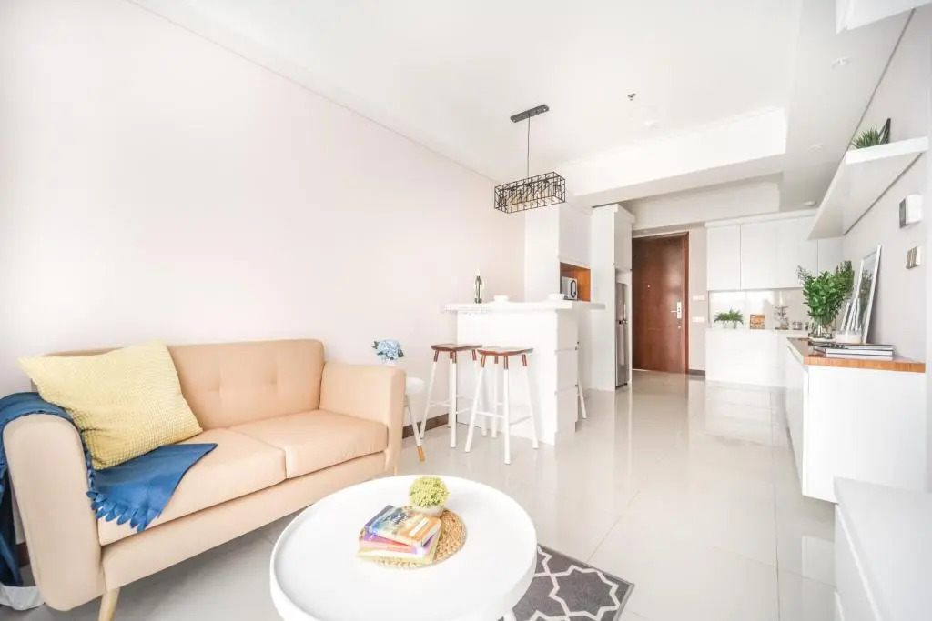 New Modern & Serene 2BR Apt Connected to Mall