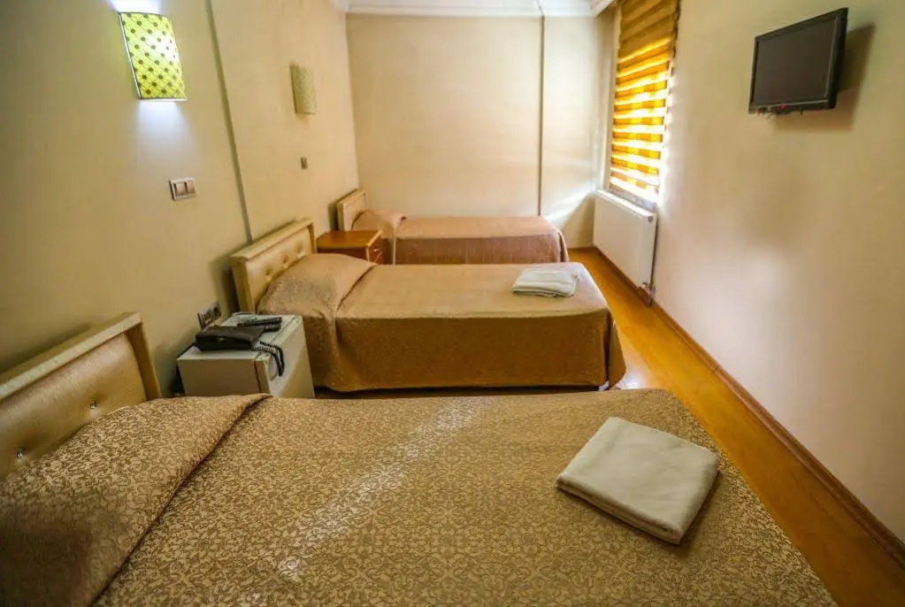Zumrut Hotel