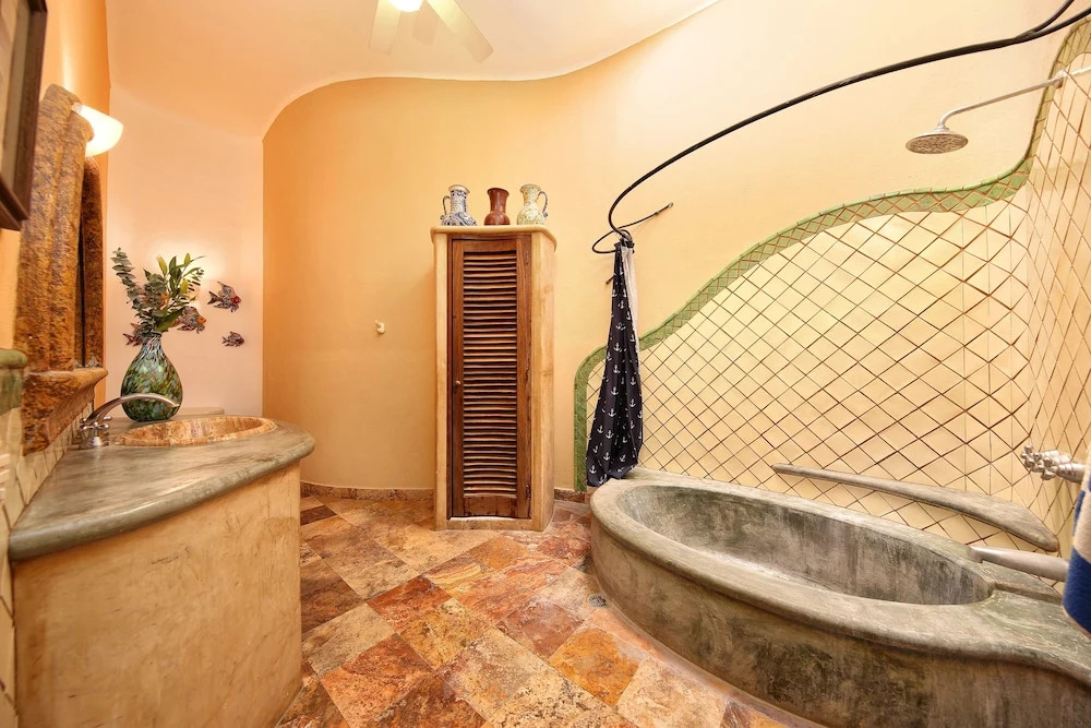Casa Parota Boutique Hotel