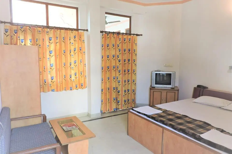 Hotel Karni Niwas