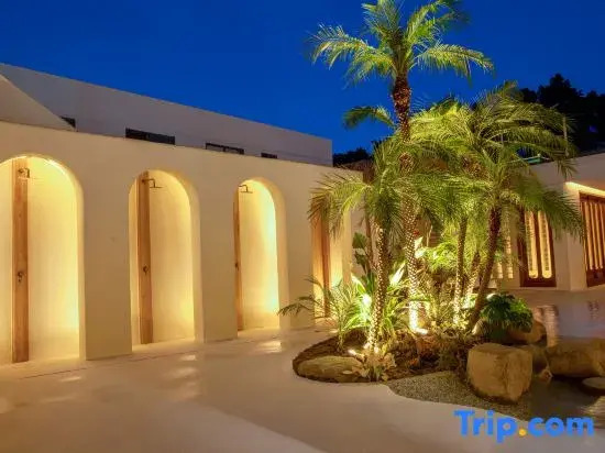 Yishe Savanna Beach Pool Resort | Wabi-sabi Beautiful Stay (OMG Heartbeat Paradise Branch)