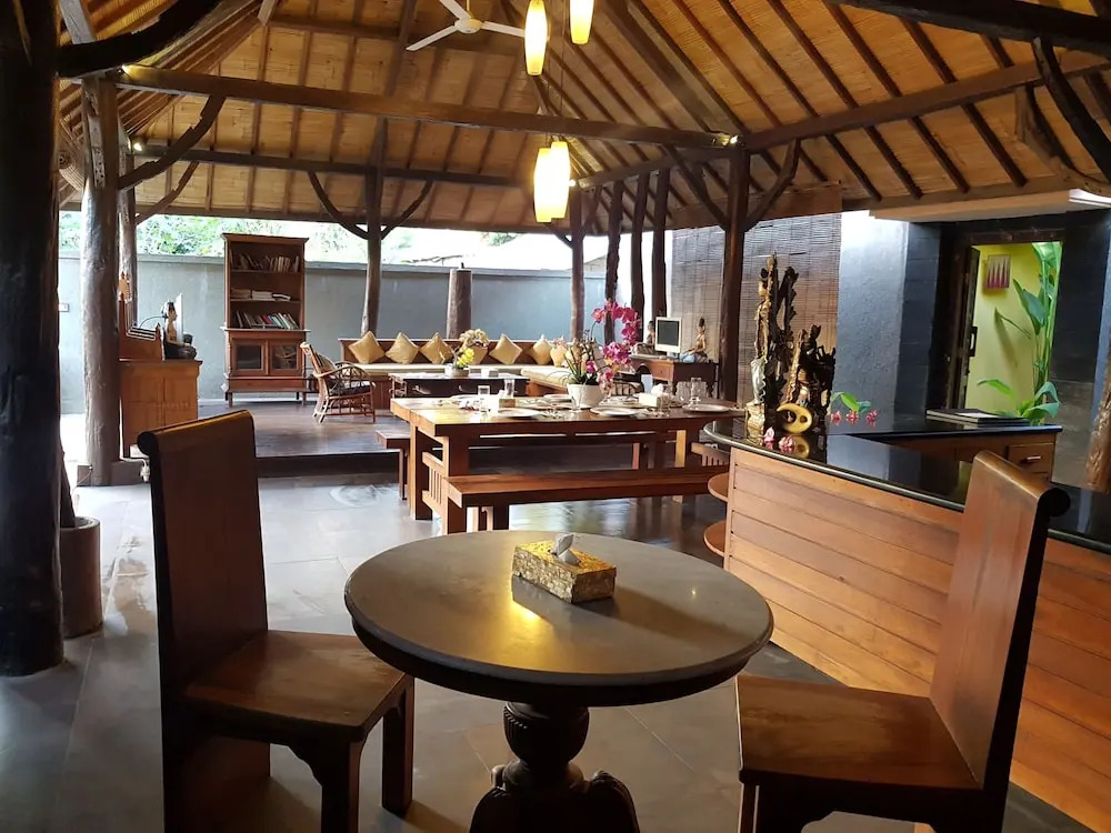 Gili Exotic Villas