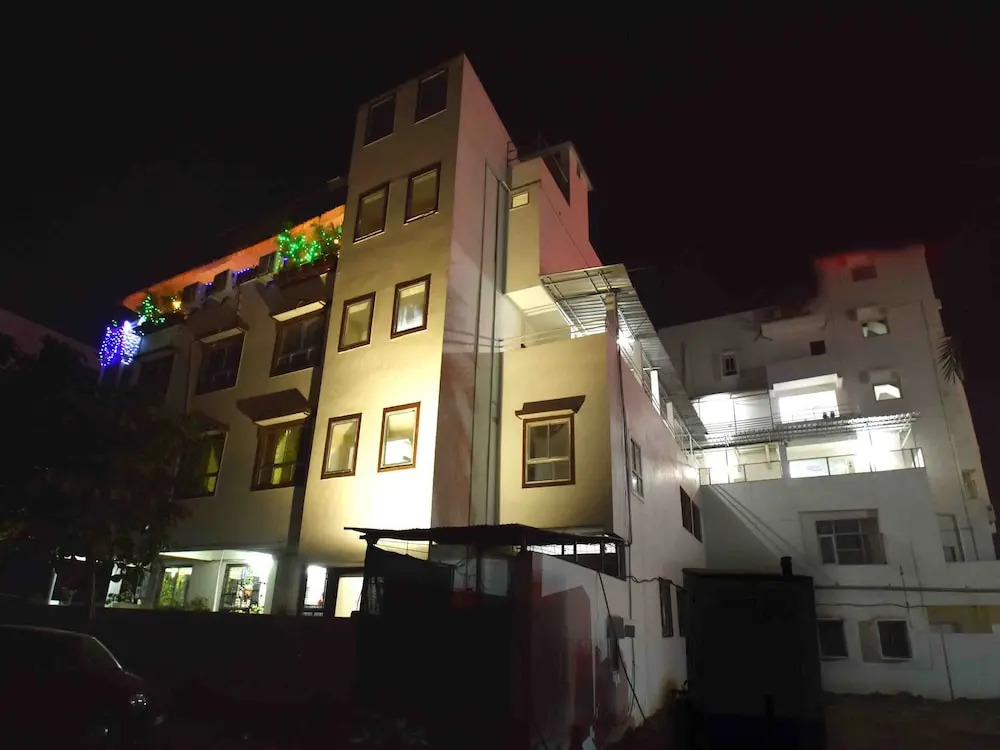 Collection O 3815 Hotel Jaisingh palace
