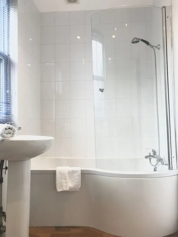 Lux Blu - Truro Apartment