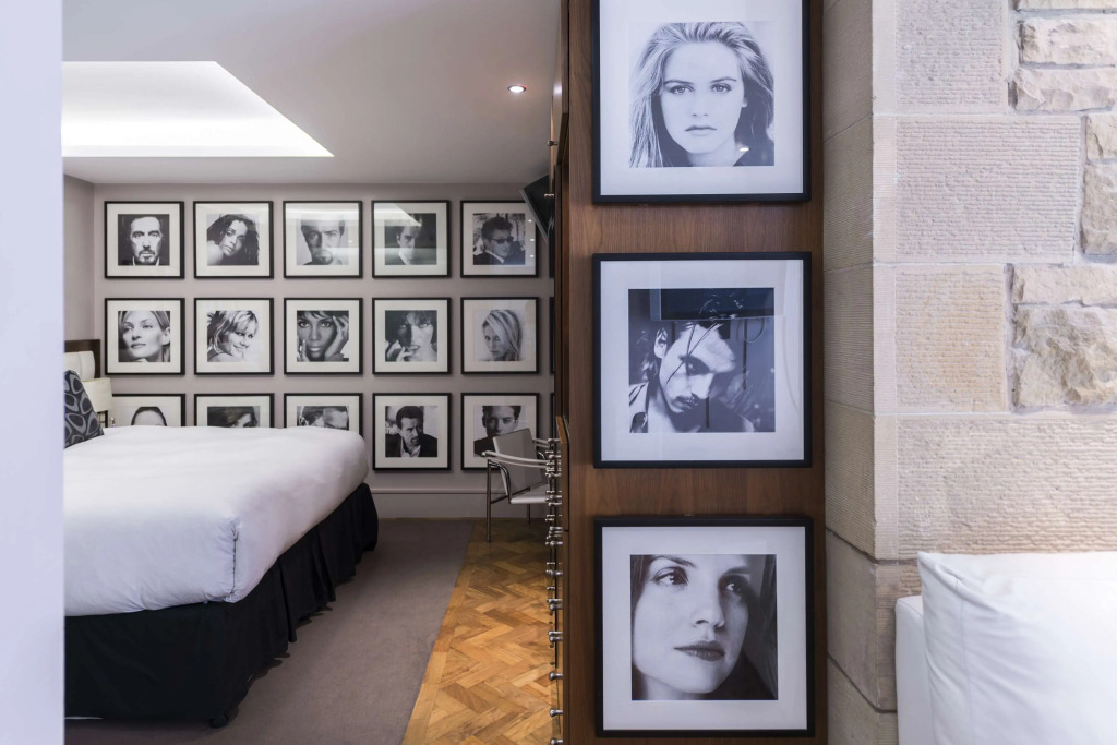 Le Monde Hotel