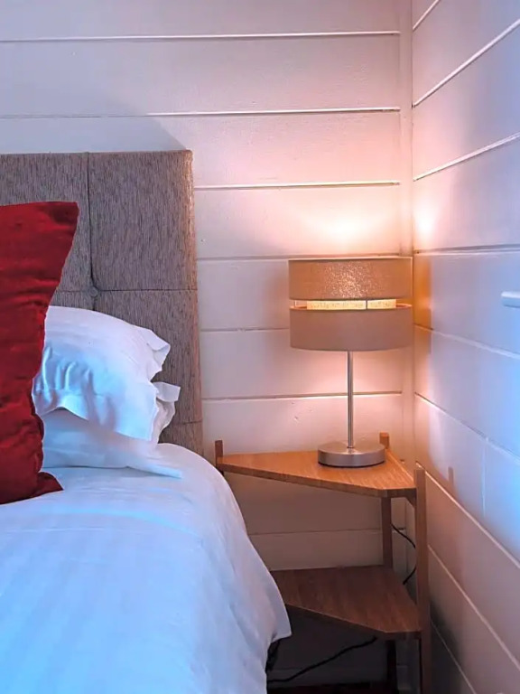 Kinnaird Lodges - Bealach lodge with hot tub