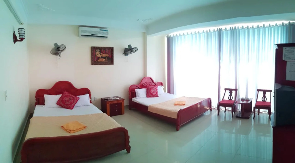 Bay View Hotel