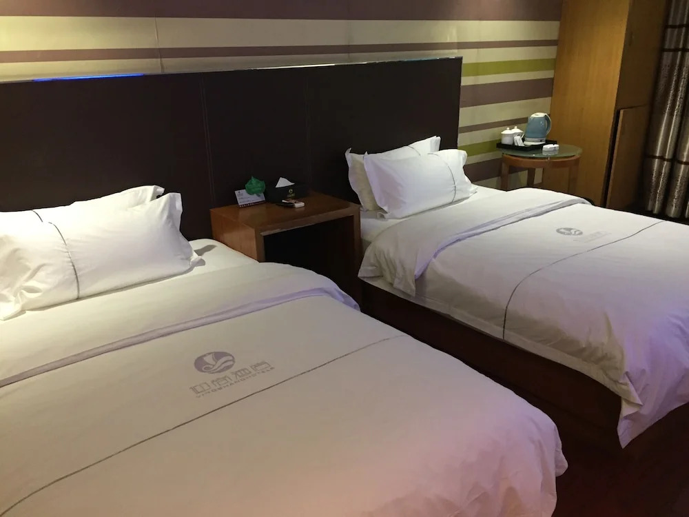 Insail Hotels Guangzhou Huangpu Dashadi Metro Station