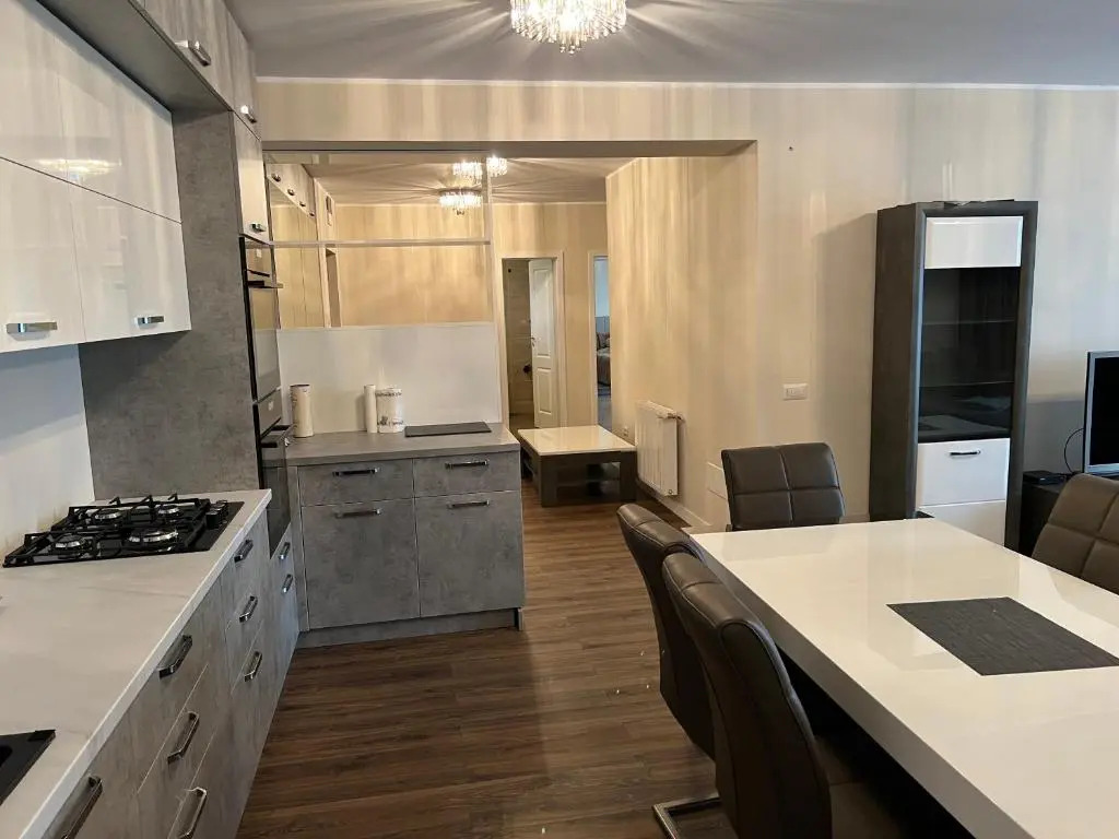 La Pini - Apartament Luxury Bucium