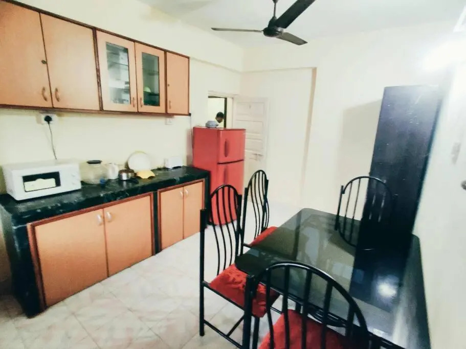 Prime Location-2mnts Baga-calagt Beach-Lovly House