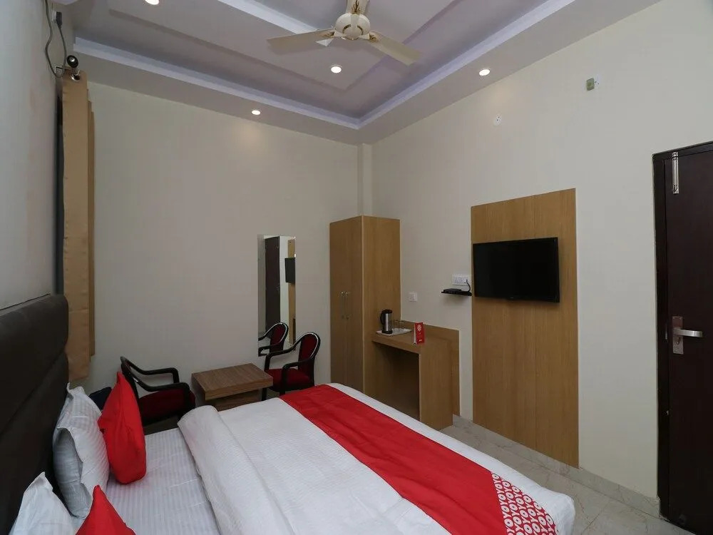 Oyo 23609 Hotel a S Residency