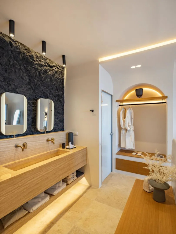 Santo Mine Oia Suites